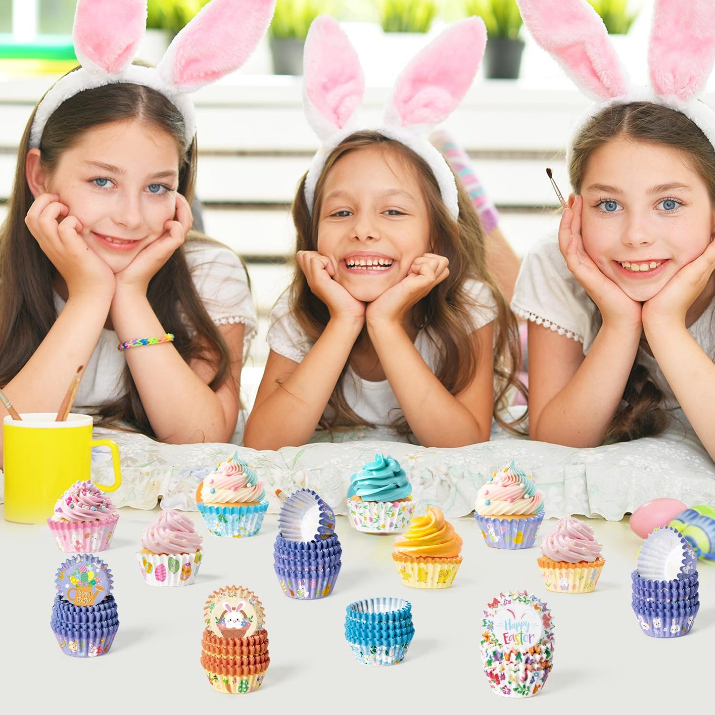 COcnny Easter Mini Cupcake Liners - 800pcs Happy Easter Baking Cups Muffin Paper Cupcakes Wrappers, Bunny Chick Egg Chocolate Cake Candy Wrap Making Supplies for Spring Birthday Party (10 Styles)