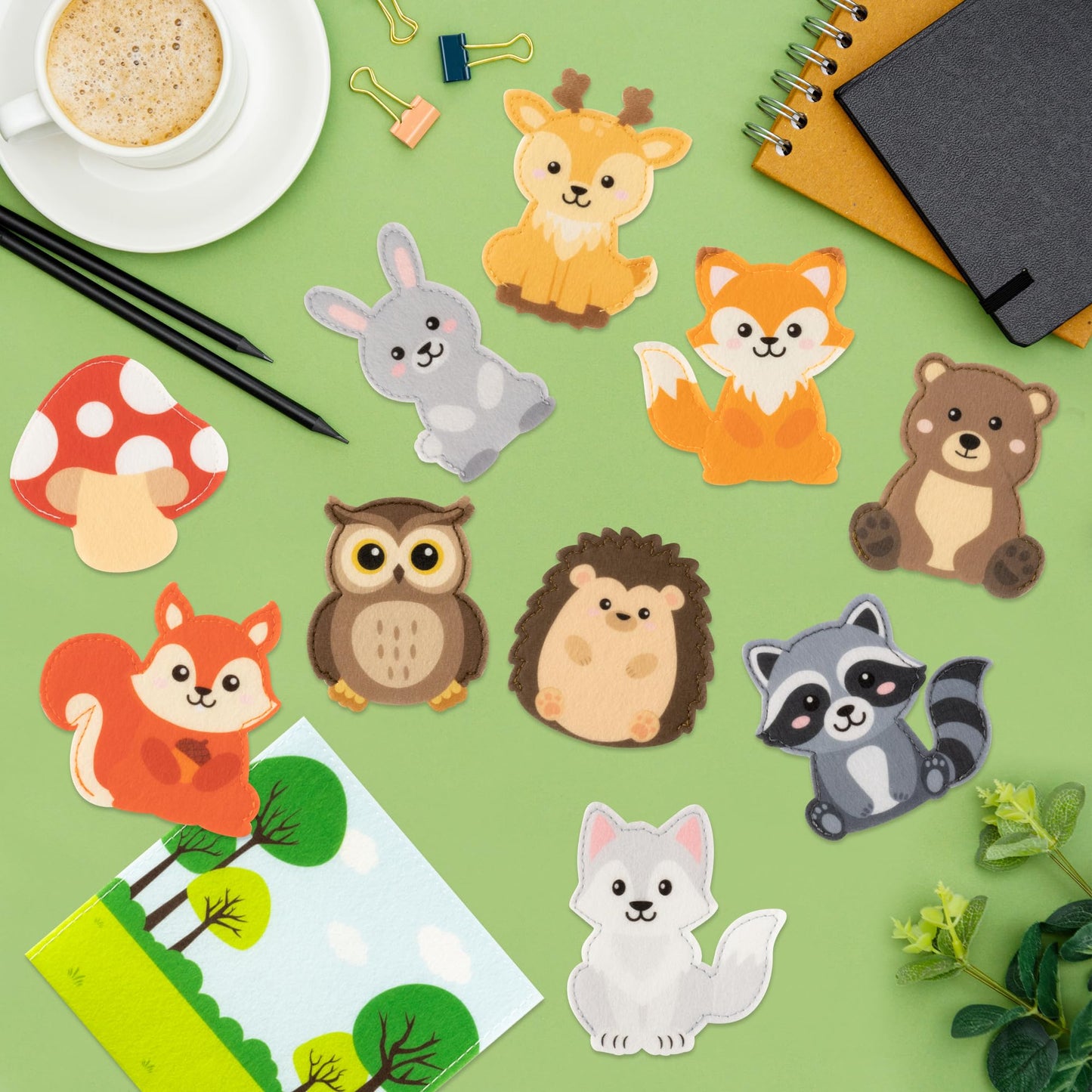 COcnny Woodland Animal Finger Puppets - 11pcs Forest Animal Felt Finger Puppet with Storage Bag Set Making Crafts for Kids, Make Your Own Story Telling Toys, Role Play for Boys Girls Toddles Ages 3-8